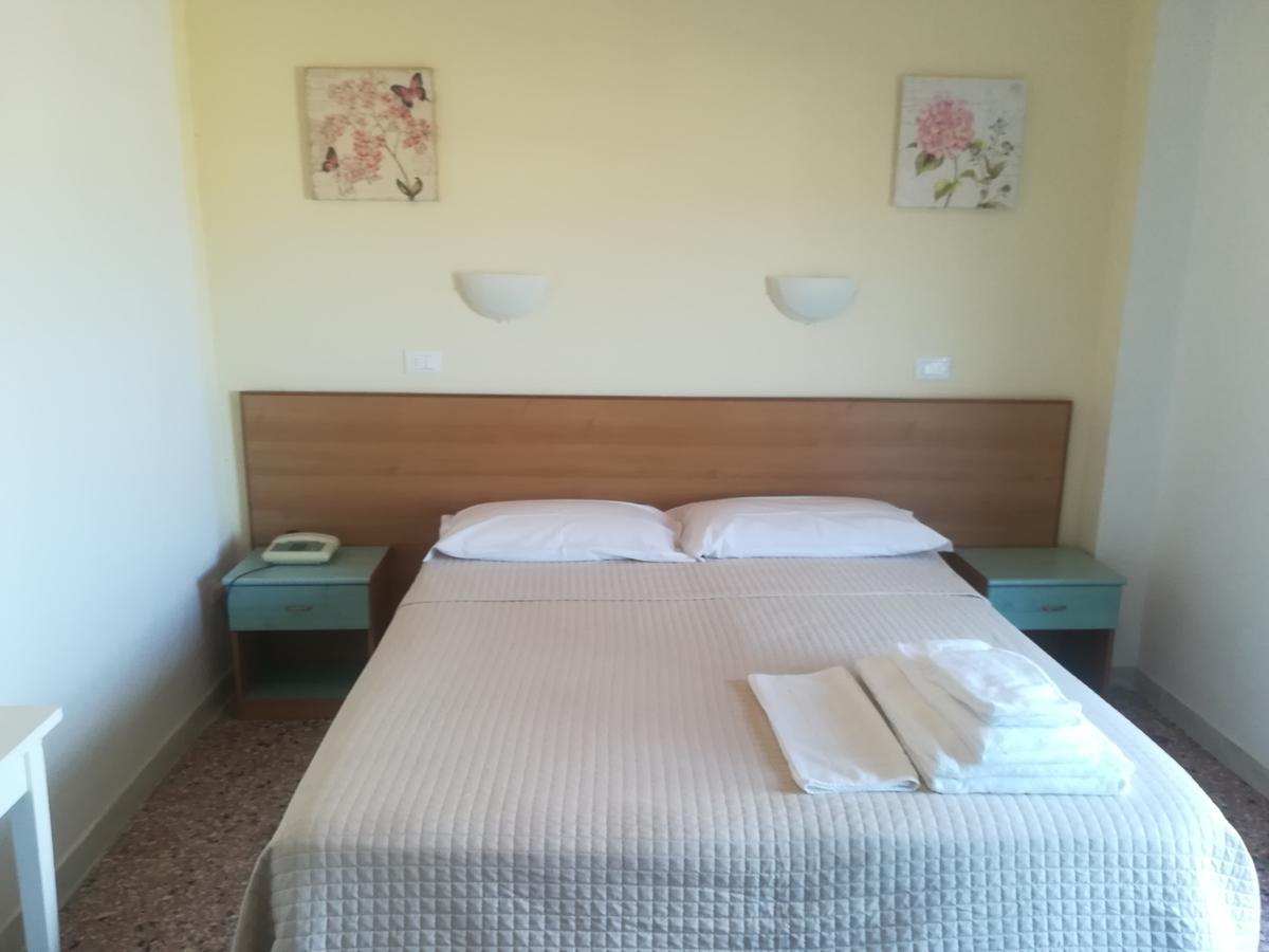 Hotel Valente 奥托纳 外观 照片