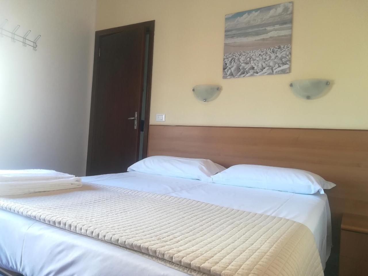Hotel Valente 奥托纳 外观 照片